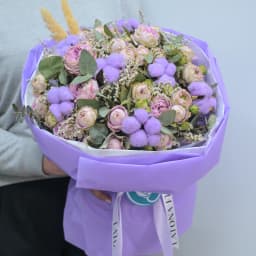 Փունջ "Big Violet Dream" պիոնավարդերով և բամբակով
