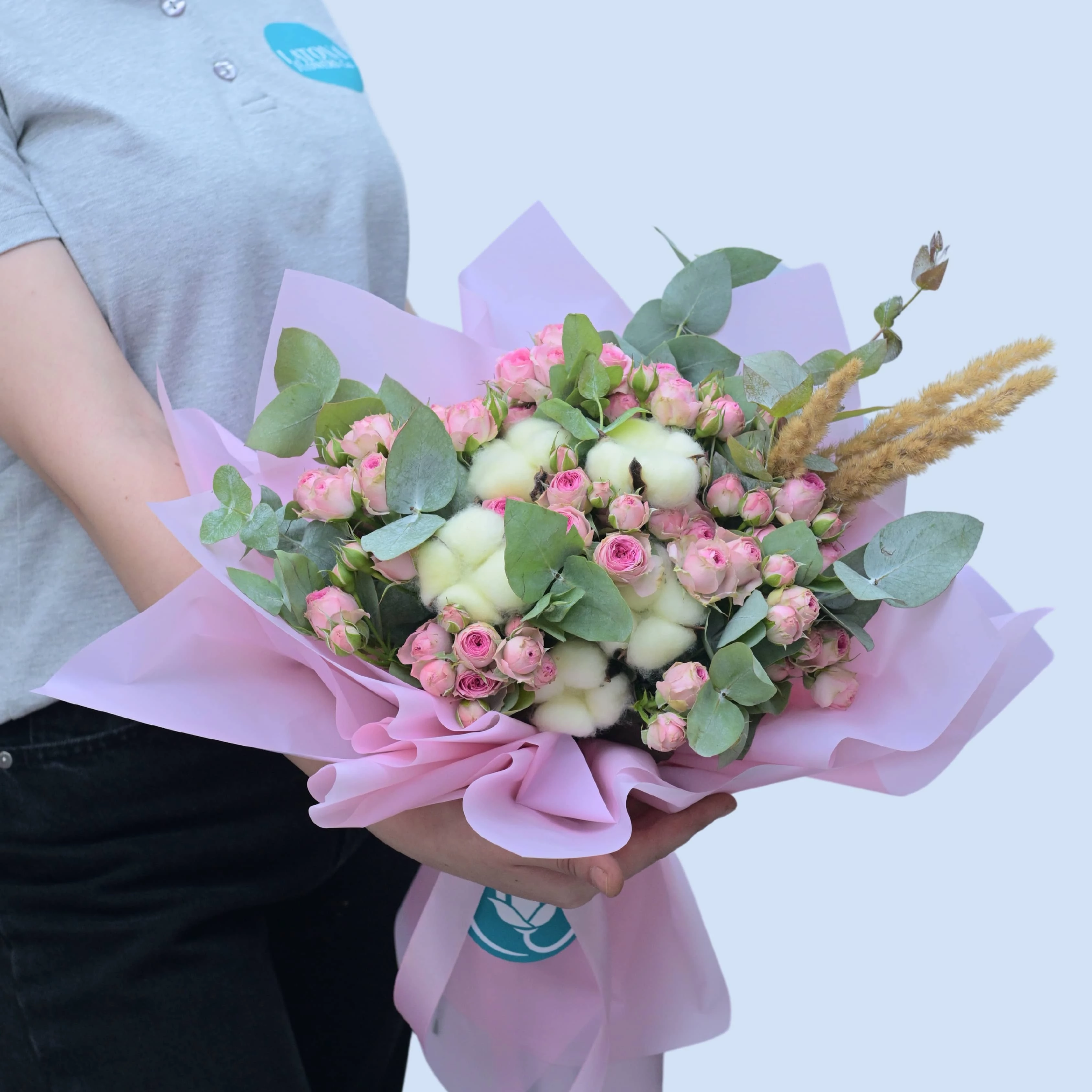 Bouquet MERCURE with peony roses and cotton