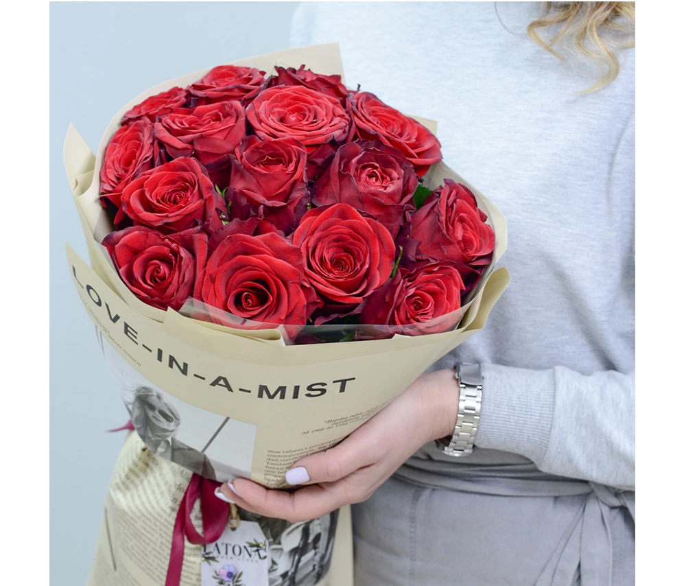 Bouquet PARIS with red roses