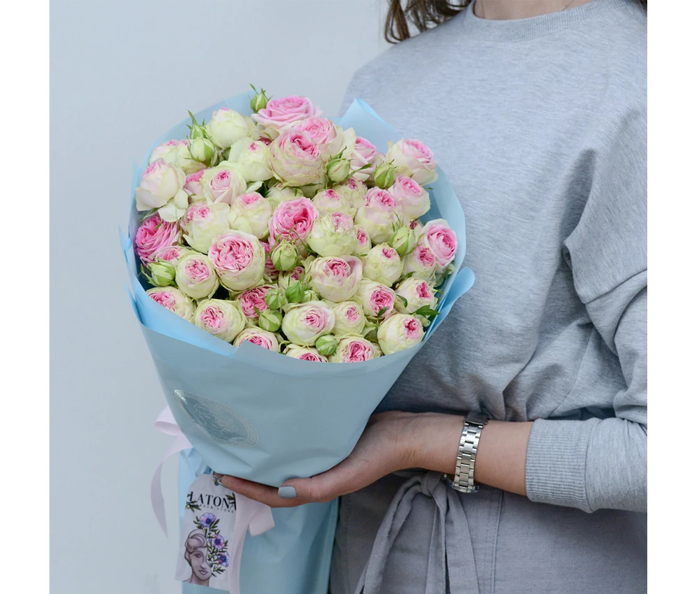 Bouquet ZARITA with  peony roses