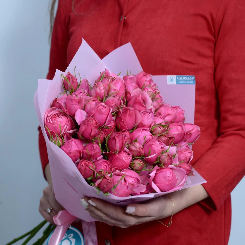 Bouquet DIOR with  peony roses