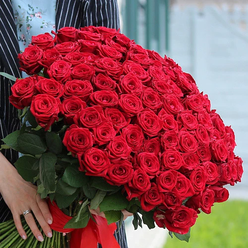 Bouquet with 101 red roses