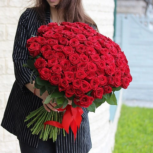 Bouquet with 101 red roses