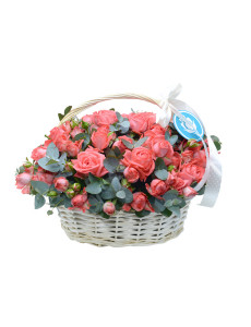 Flower in a Basket ‹SARA› with peony roses